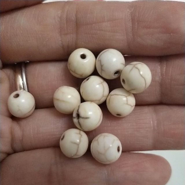 10 Đá san hô size 8mm màu kem