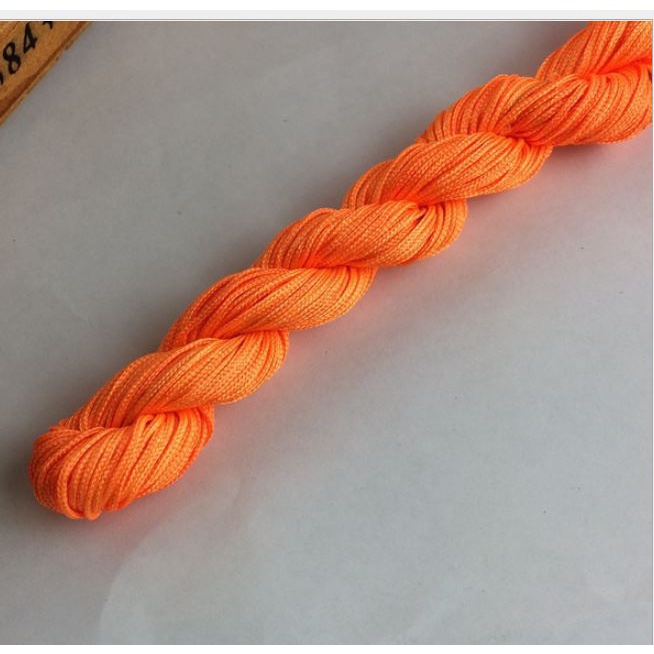 dây dù 0,8mm ( bó như hình 28met) dây dù đan vòng tay , dây thắt vòng cổ, vòng tay may mắn