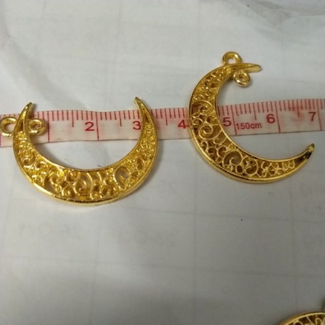 2 mặt trăng màu vàng 30mm
