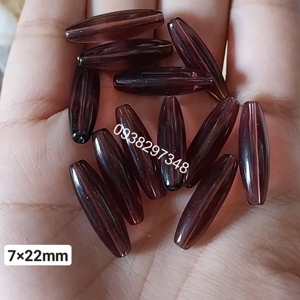 15gam (10 hạt) đá thủy tinh nhân tạo lu thống 6x22mm (có 9 màu) có lỗ xỏ làm vòng