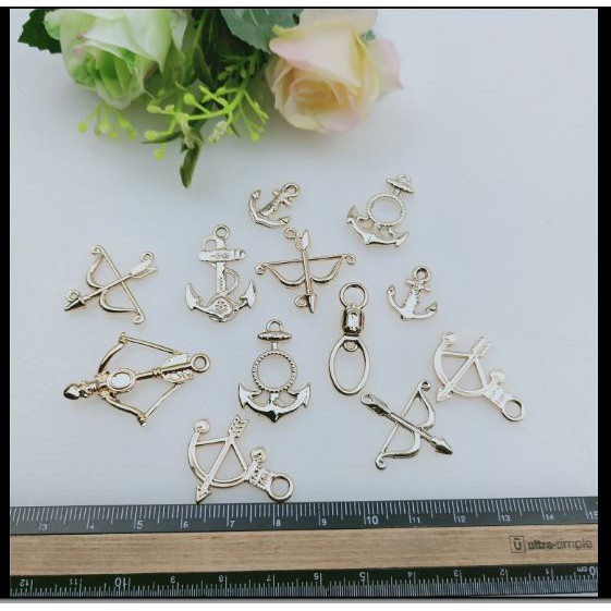 set 2 Mặt dây chuyền Mặt kim loại màu vàng nhạt các kiểu (p111-9)