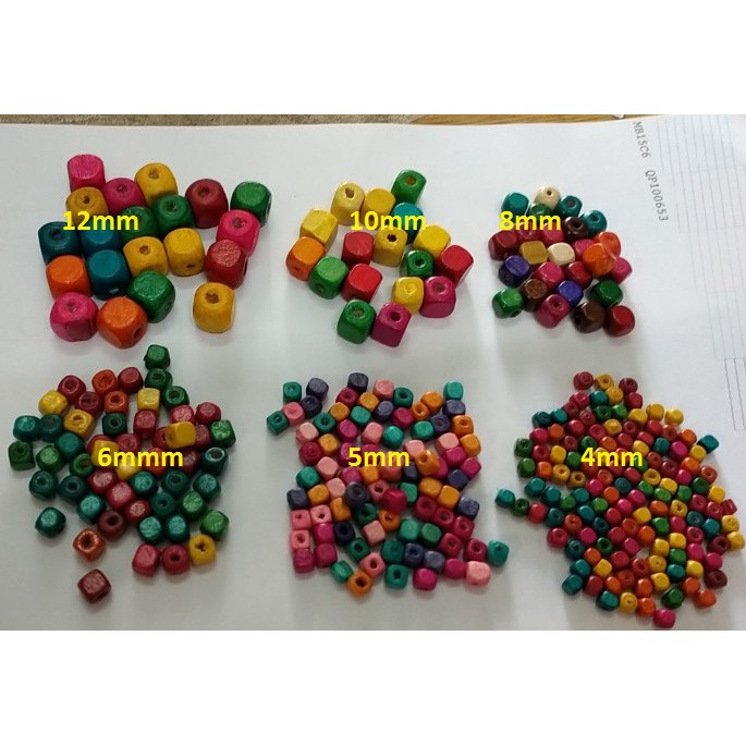 (P118-1/6) 5-25gam hạt gỗ vuông nhiều màu nhiều size có lỗ xỏ làm thủ công, đồ chơi, trang trí diy