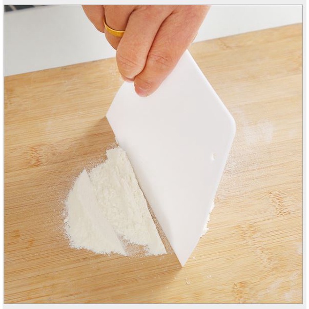 Miếng Vét Bột / Cắt Bột / Chà Láng làm bánh mì, bánh kem... 2 Size (Dough scraper)