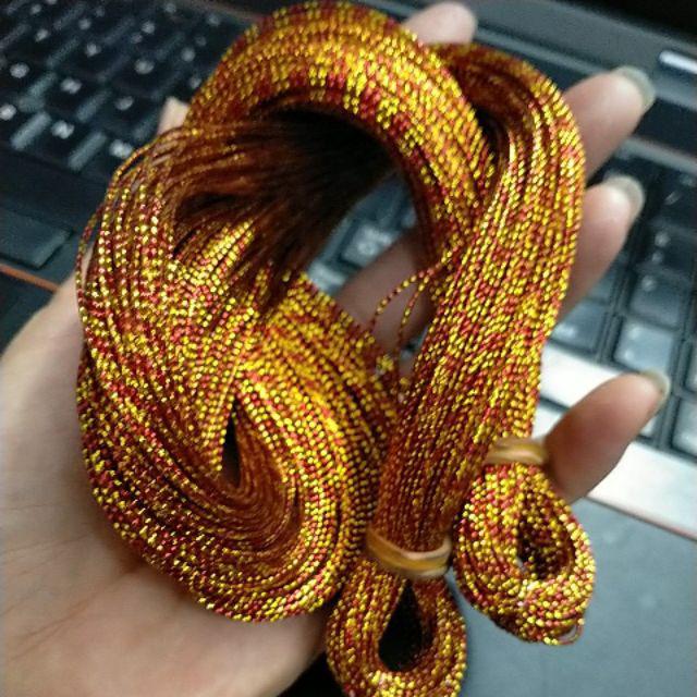 Bó 90 met Dây kim tuyến nhiều màu