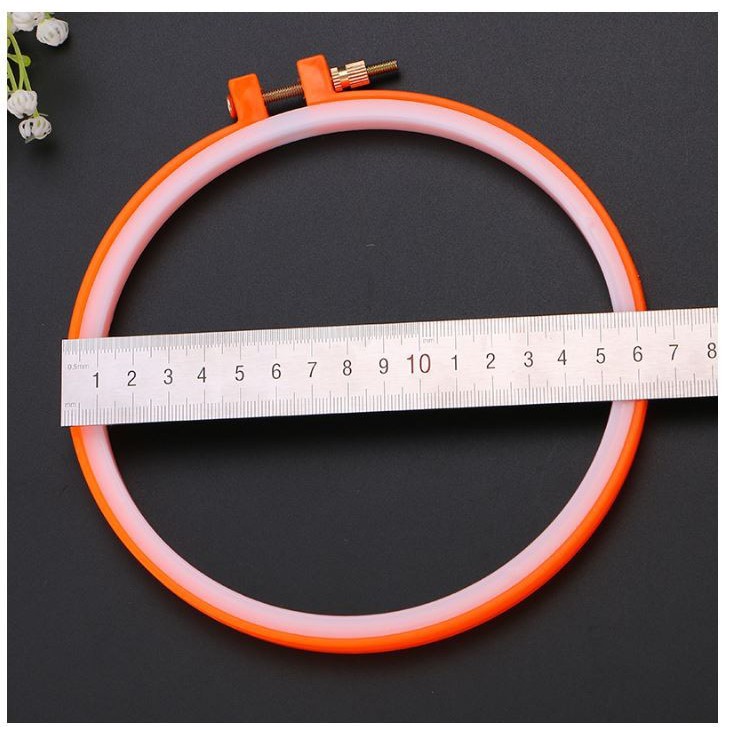 khung thêu nhựa nhiều size 9.5-28cm