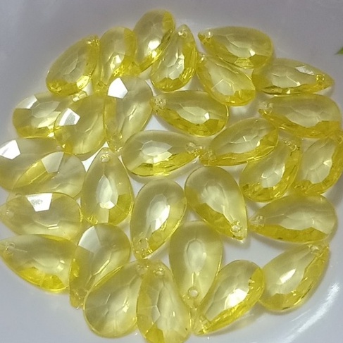 10-25-50gam hạt nhựa hình giọ nước dẹp size 12x20mm