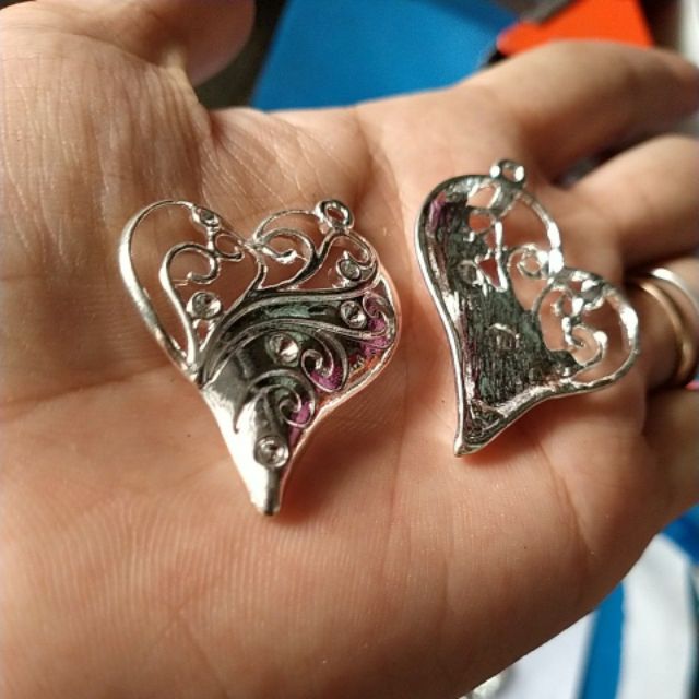 2-10 Mặt trái tim 30x40mm