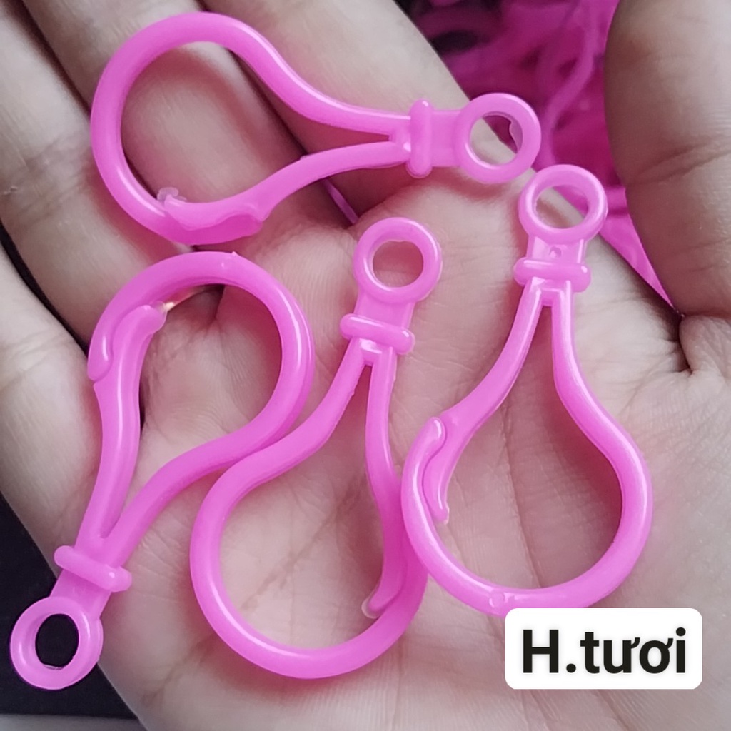 1-5 móc càng cua nhựa loại lớn 25x50mm nhiều màu