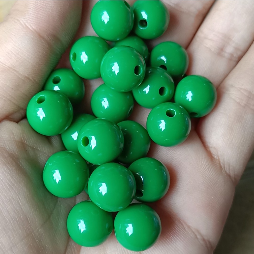 10-25gam hạt nhựa 12mm tròn nhiều màu có lỗ xỏ dây cỡ 2mm