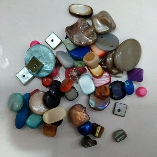 50gam Đá vỏ sò đa dạng kiểu có lỗ xỏ - DVS001