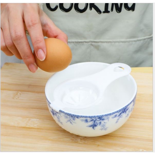 dụng cụ lọc tách lòng trắng, lòng đỏ trứng làm bánh, cho bé ăn dặm