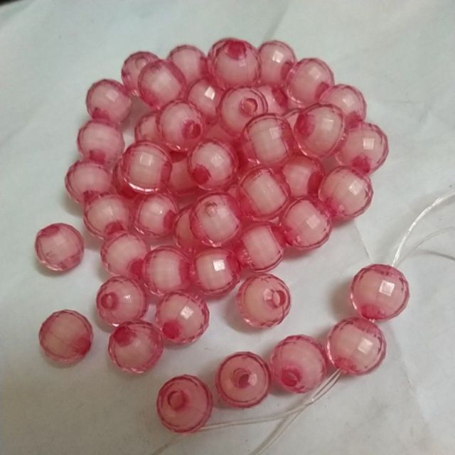 Hạt nhựa 8-10mm nhân trắng màu hồng bán theo gam