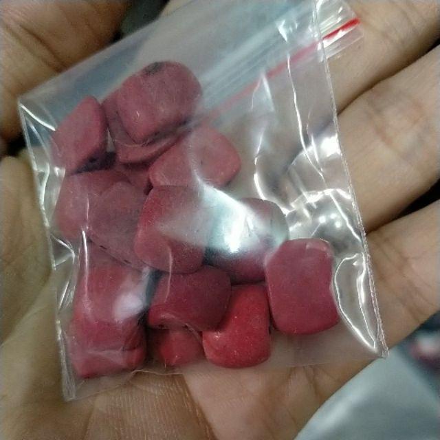 Gói 20viên đá ngọc lam nhân tạo dẹp 2lỗ 10x13mm