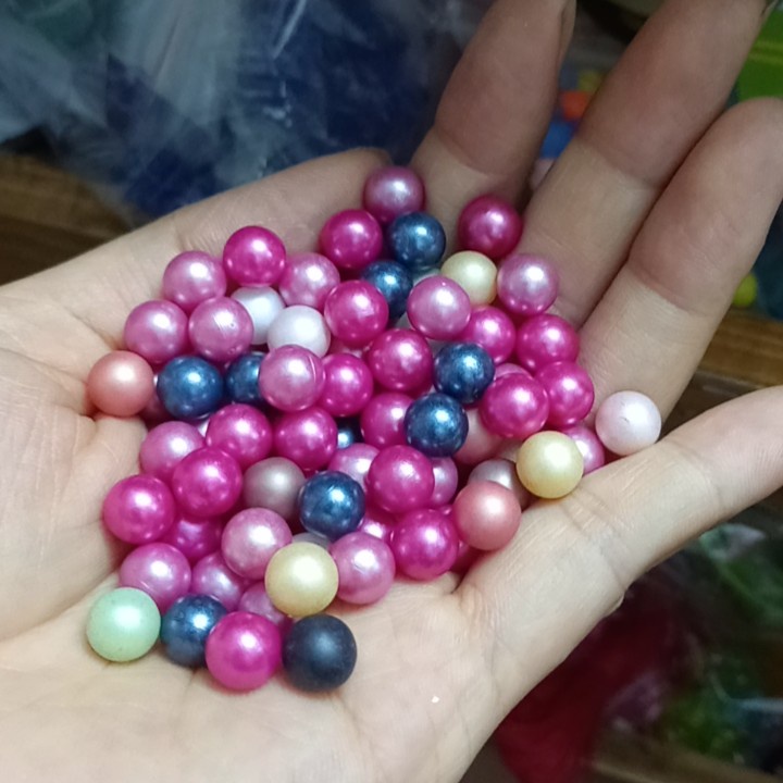 80-90 hạt cườm 8mm, hạt bẹt, hạt châu không lỗ mix nhiều màu (gói 25gam)trang trí lọ trang điiểm, trang trí thủ công