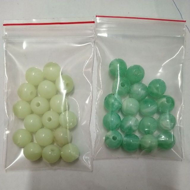 10-25-50 gam hạt nhựa xanh trắng vân giả đá size 8mm có lỗ cỏ dùng làm vòng tay, vòng cổ, trang trí thủ công