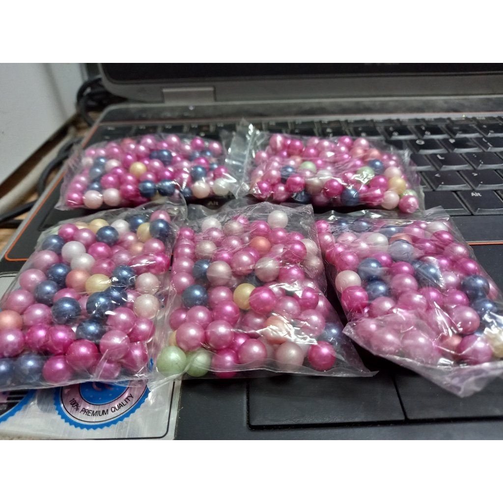 80-90 hạt cườm 8mm, hạt bẹt, hạt châu không lỗ mix nhiều màu (gói 25gam)trang trí lọ trang điiểm, trang trí thủ công