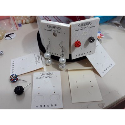 Thẻ treo bông tai bằng nhựa - khuyên tai ( bộ 10 cái)