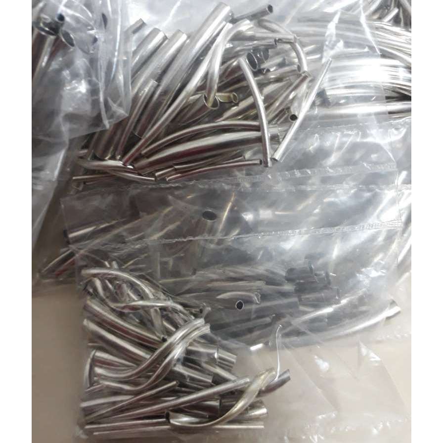 Ống xỏ làm vòng trang sức