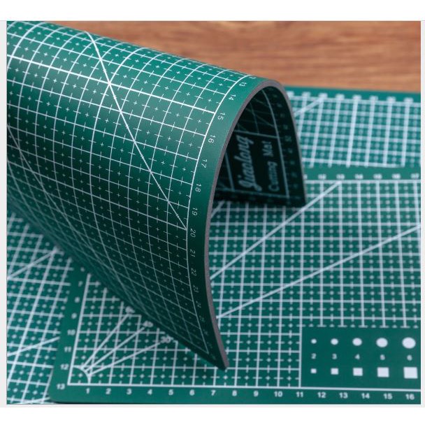 Bảng kê cắt/cutting mat khổ A3/ A4/A5 da tự liền & dao cắt