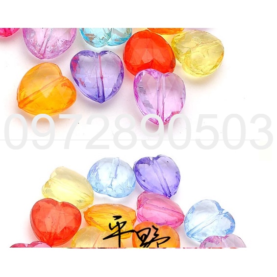 100gam hạt nhựa nhiều kiểu :hoa, ngôi sao, trái tim... các kiểu có lỗ xỏ để làm vòng hạt, làm thủ công, đồ  chơi