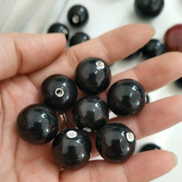 2viên gốm sứ đen tròn 18mm