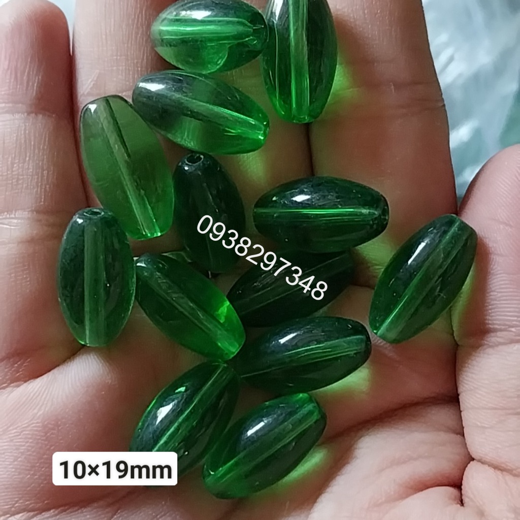 10 viên lu thống 10x19mm  đá thủy tinh nhân tạo 8x11mm (có 10 màu) có lỗ xỏ làm vòng