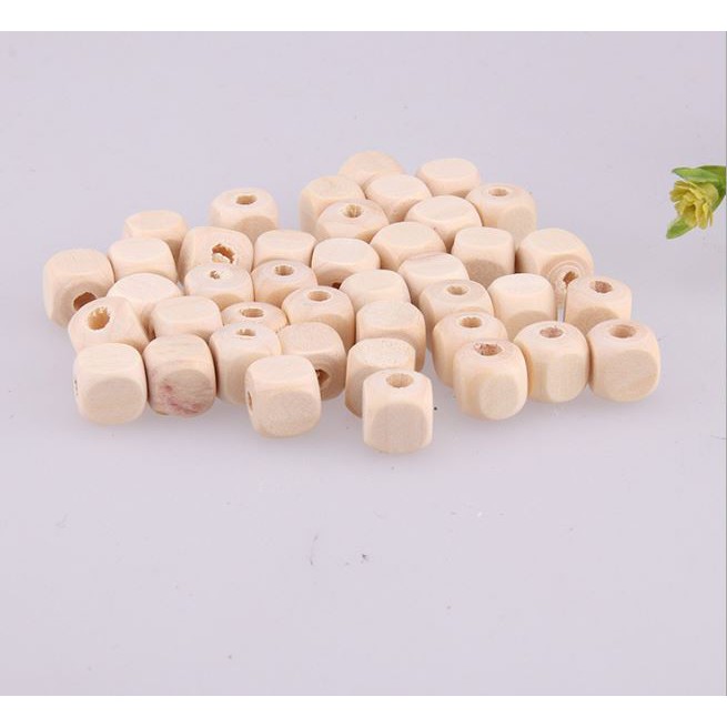 25/50/100gam hạt gỗ vuông màu kem size 8mm- 10mm làm đồ chơi, trang trí handmade