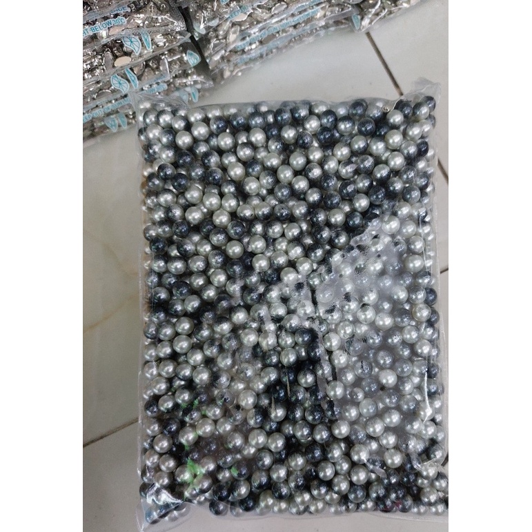 35-70 hạt nhựa , hạt cườm, hạt bẹt KHÔNG lỗ 6-8mm (gói 10gam) đa sắc, màu loang trang trí lọ trang điểm, làm thủ công