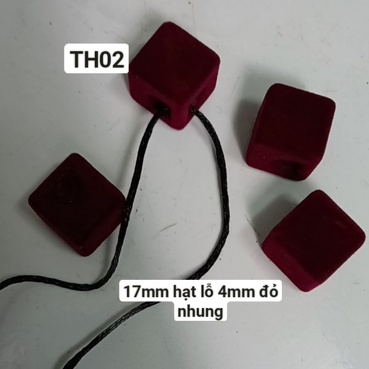 10gam hạt nhựa vuông, hình thoi có lỗ xỏ  16mm- V01, V02- V03- V04