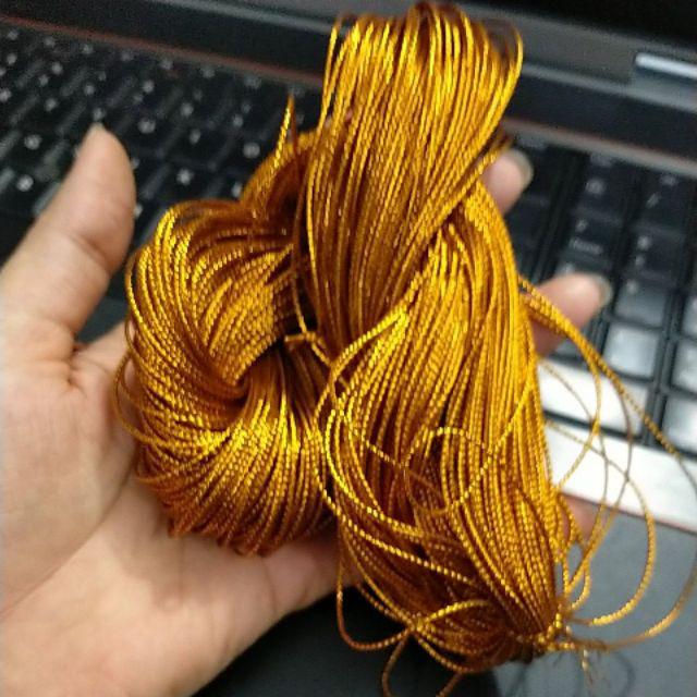 Bó 90 met Dây kim tuyến nhiều màu