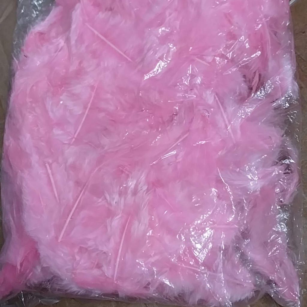 Lông vũ gói 7gam đủ màu dài 4-10CM (khoảng 80-90 cái)