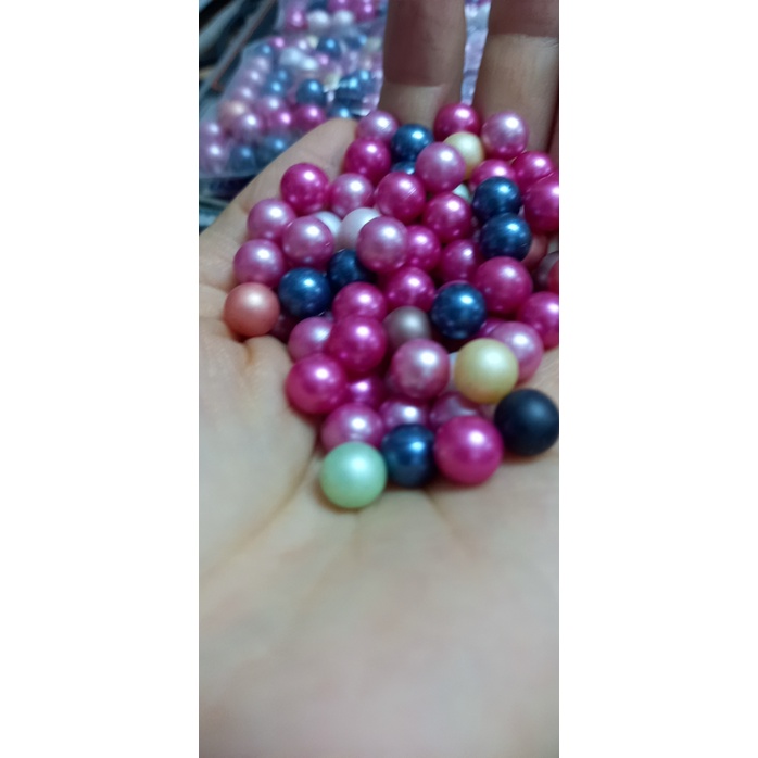 80-90 hạt cườm 8mm, hạt bẹt, hạt châu không lỗ mix nhiều màu (gói 25gam)trang trí lọ trang điiểm, trang trí thủ công