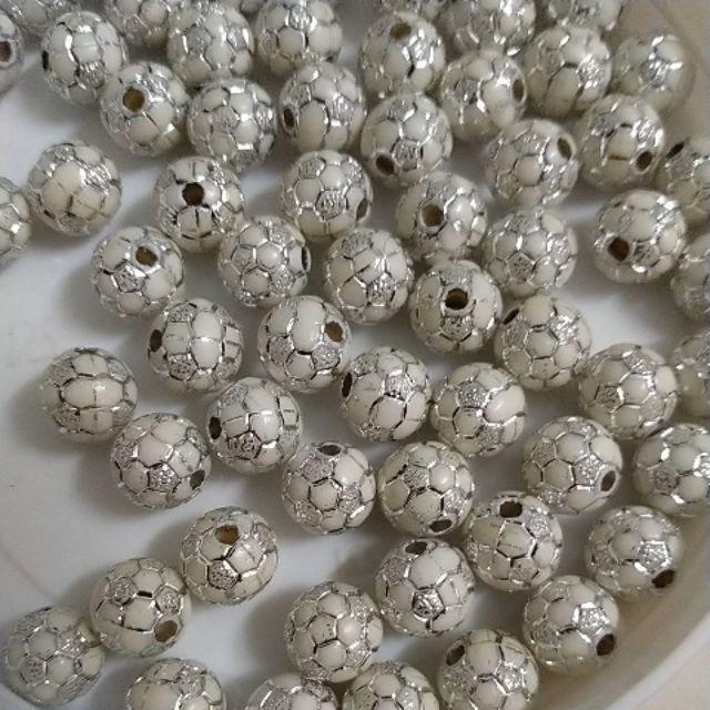 Hạt nhựa hình quả bóng trắng bạc 10mm