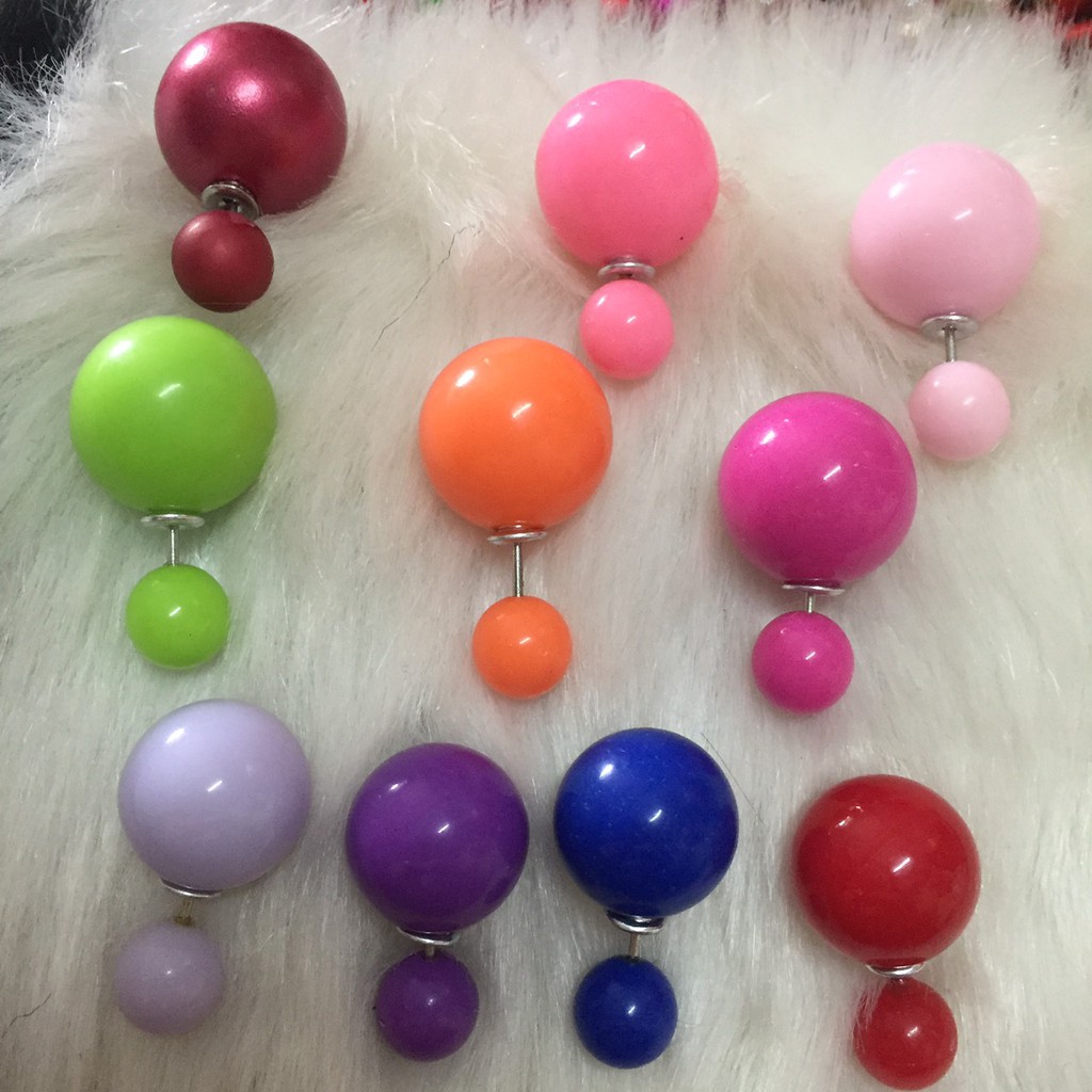 01 đôi bông tai nhiều màu để chọn