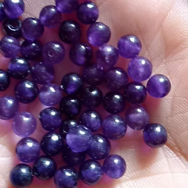 10-20 viên đá thiên nhiên 4-5mm nhiều màu làm vòng