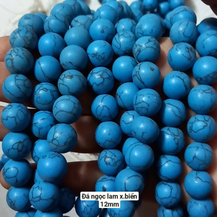 1 viên đá ngoc lam lỗ từ 1mm đến 1,5mm size 8mm 10mm 12mm