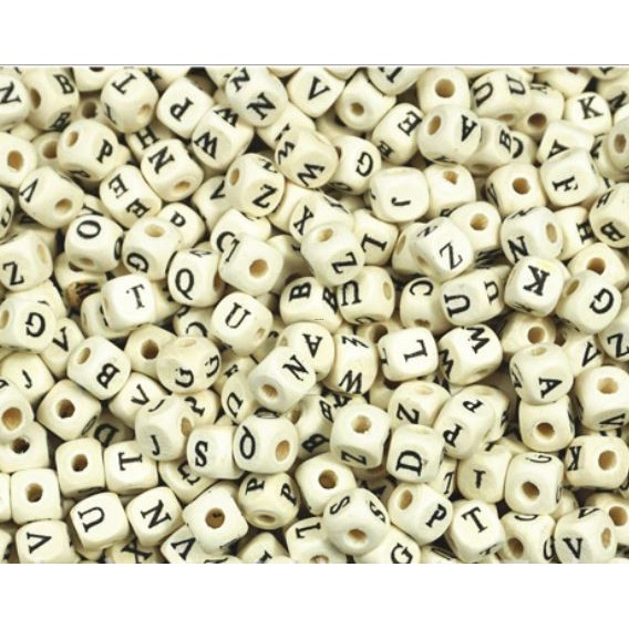 50/100gam hạt gỗ vuông in chữ nhiều màu 8/10mm