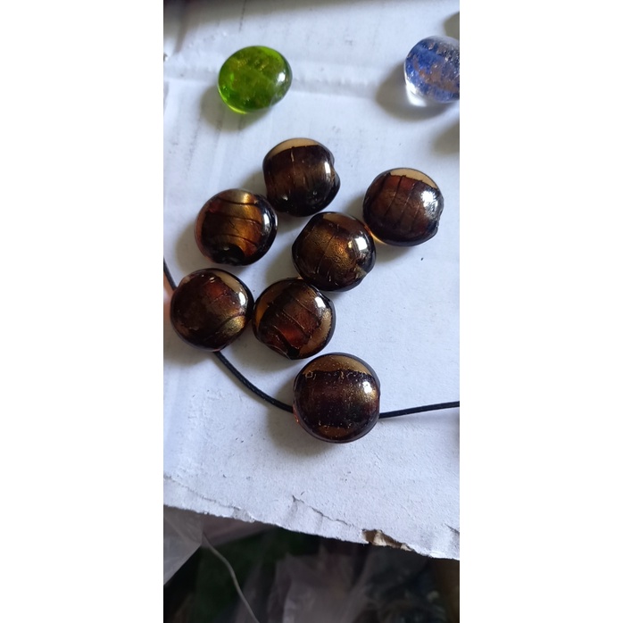 2 Hạt charm thủy tinh  trái tim, tròn in hoa văn làm vòng handmade, trang trí thủ công tùy thích