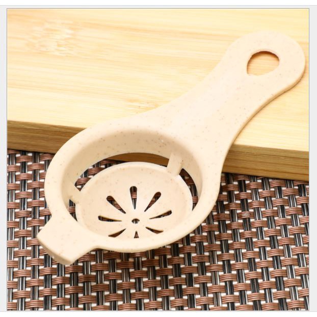 dụng cụ lọc tách lòng trắng, lòng đỏ trứng làm bánh, cho bé ăn dặm