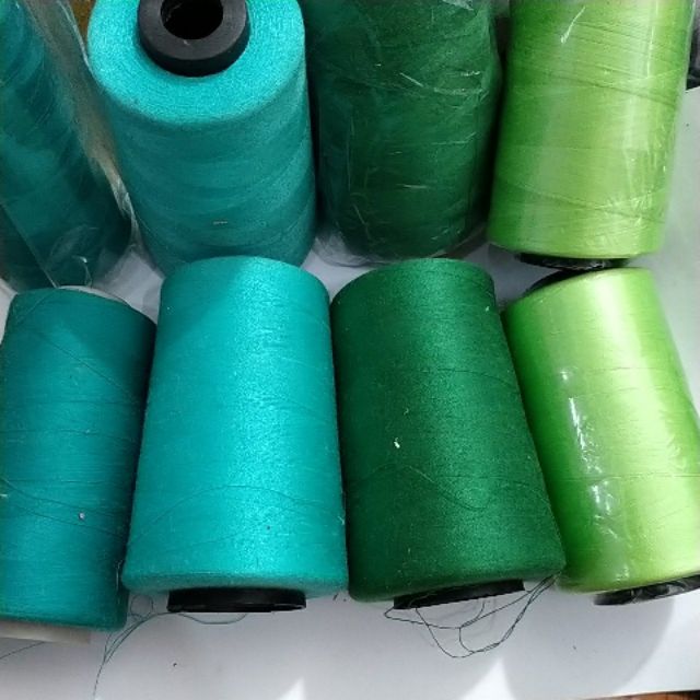 Cuộn chỉ 5000met tone xanh