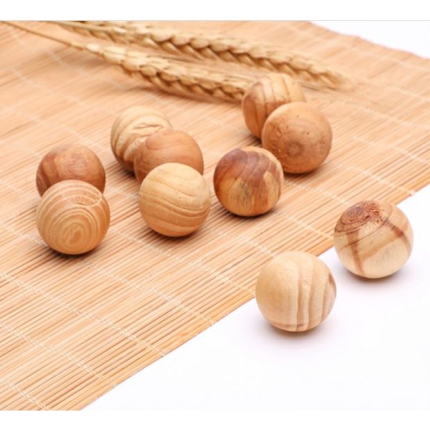 1-5 Viên gỗ long não tròn khử mùi hôi đuổi côn trùng hiệu quả