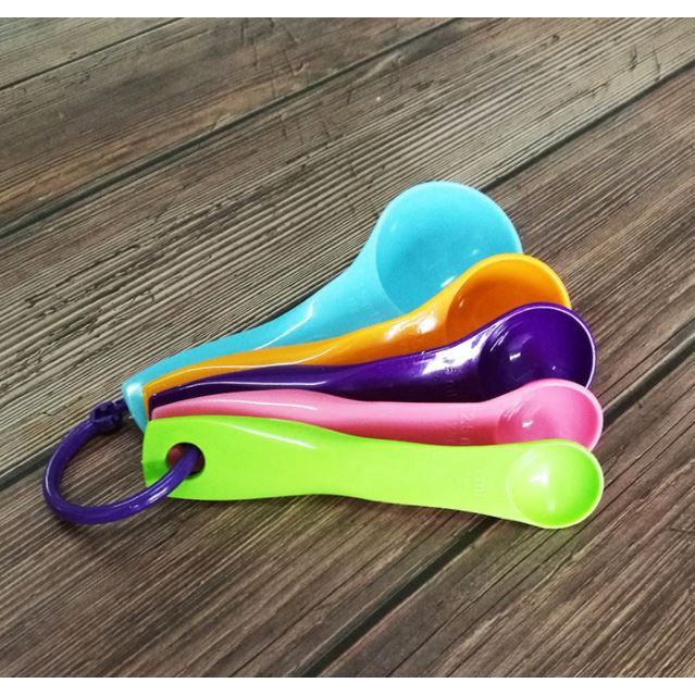 Bộ 5 Muỗng Đong Gia Vị - Bộ thìa đong, muỗng đong nhà bếp 5 món, thìa đo lường, định lượng bột, sữa,..bằng nhựa p191-50