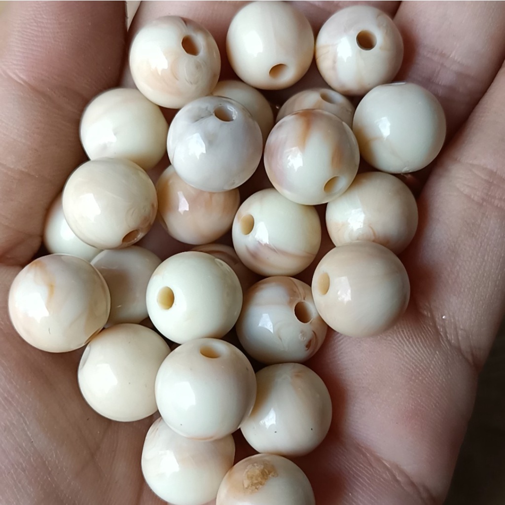 10-25gam hạt nhựa 12mm tròn nhiều màu có lỗ xỏ dây cỡ 2mm