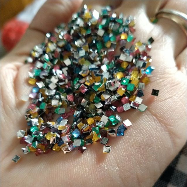 Gói 5gam đá dán vuông, đá dán móng 1.5mm