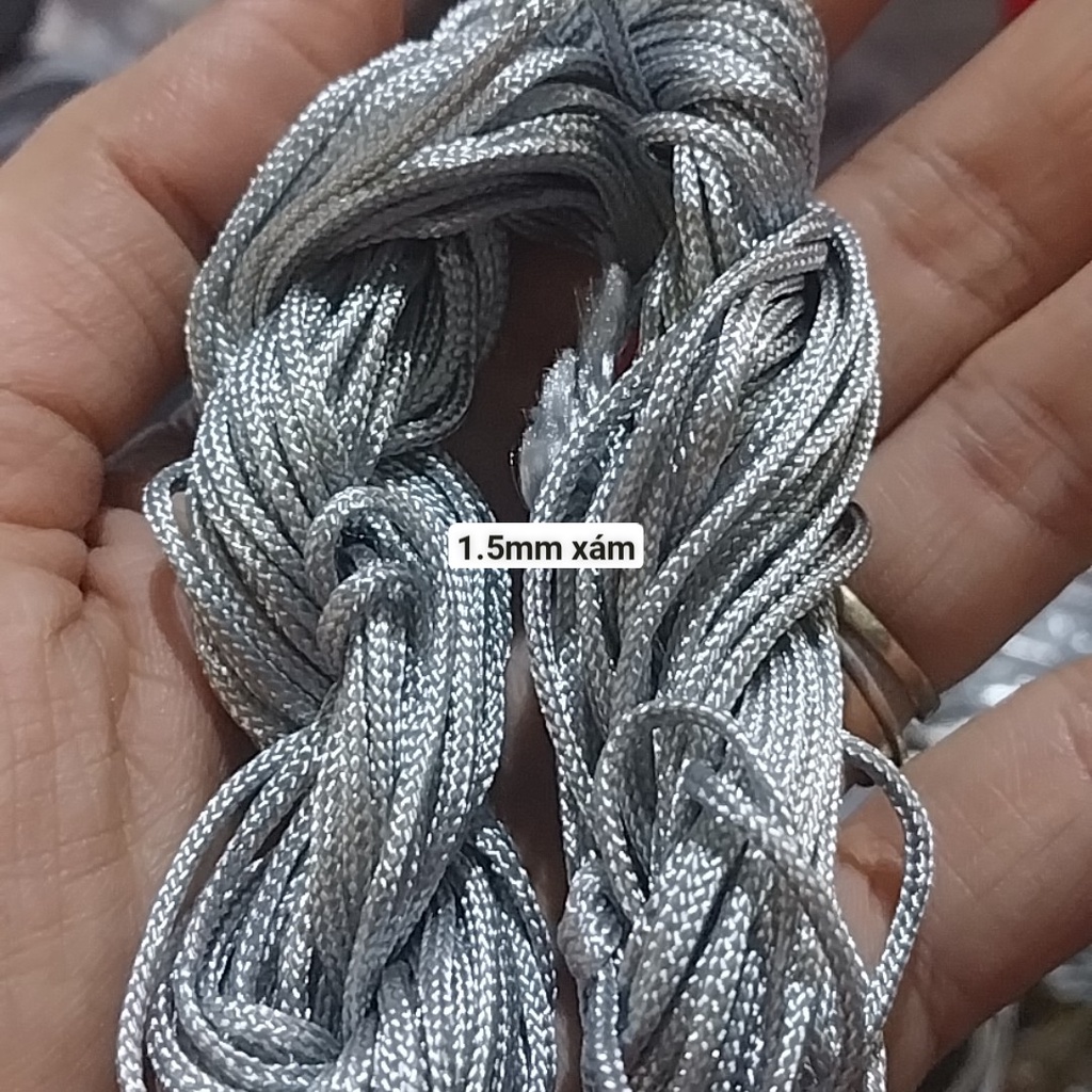Bó lớn như hình 20-30met dây dù size 0.5-0.8- 1-1.5mm đan vòng đủ màu, dây đan vòng tay, dây thắt vòng,vòng cổ