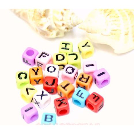 5-25gam Hạt vuông in chữ 7mm (loại tốt) nhiều màu làm vòng handmade