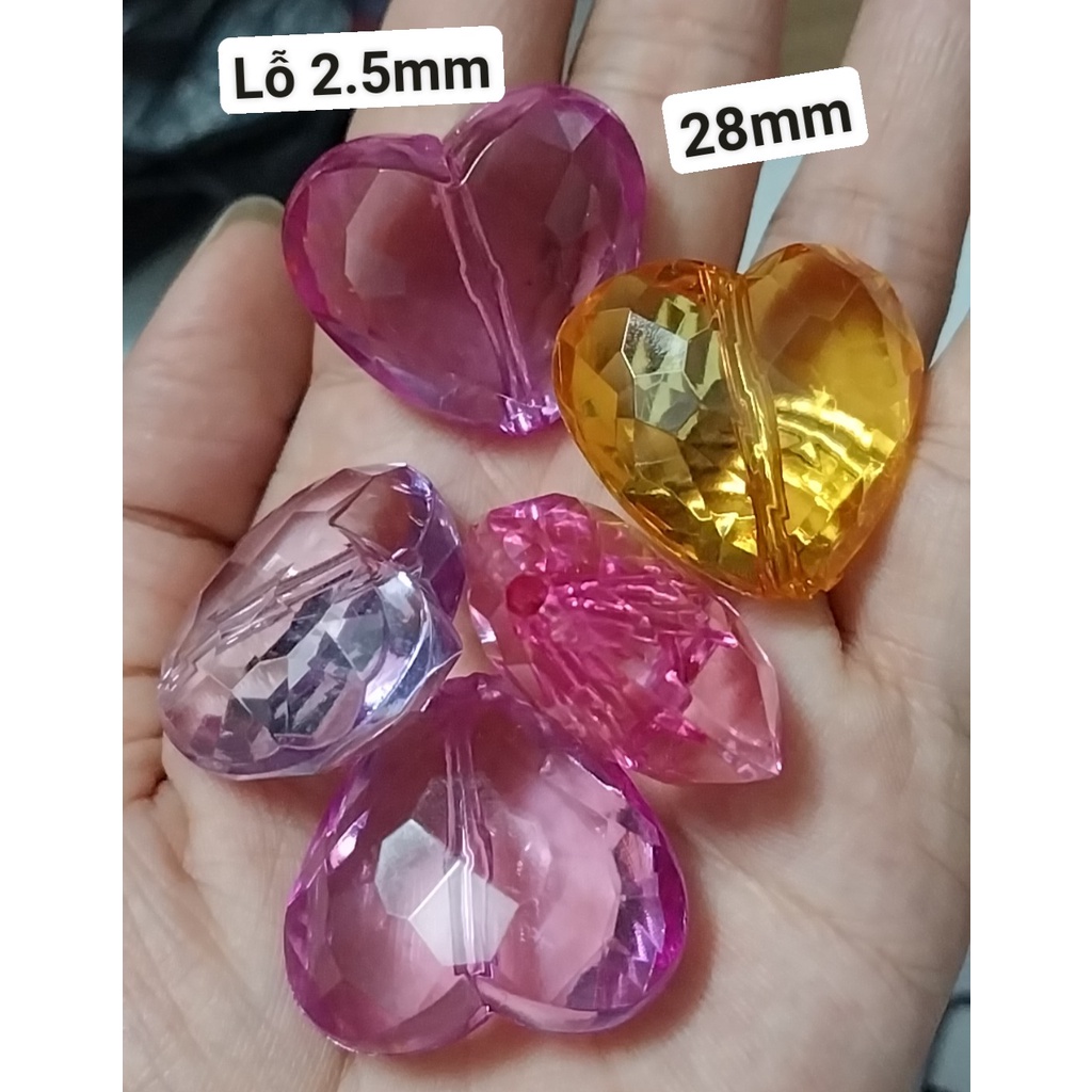 50-100gam Hạt trái tim, mặt cười các kiểu loai có lỗ xỏ dây dùng làm vòng hạt,cột tóc, đồ chơi, làm thủ công... (p225)