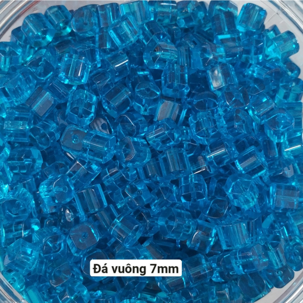 10-100 gam Đá thuỷ tinh vuông 7mm nhiều màu.
