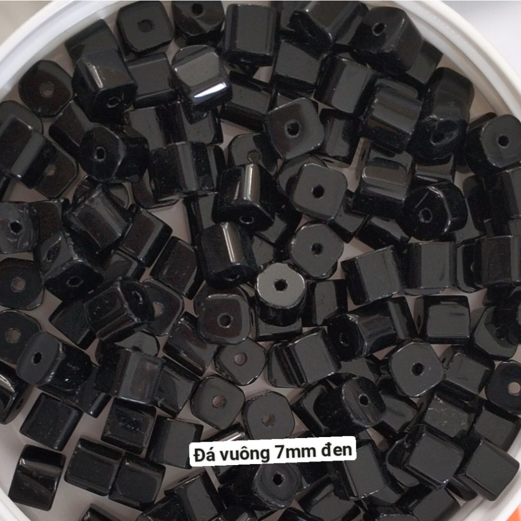 10-100 gam Đá thuỷ tinh vuông 7mm nhiều màu.