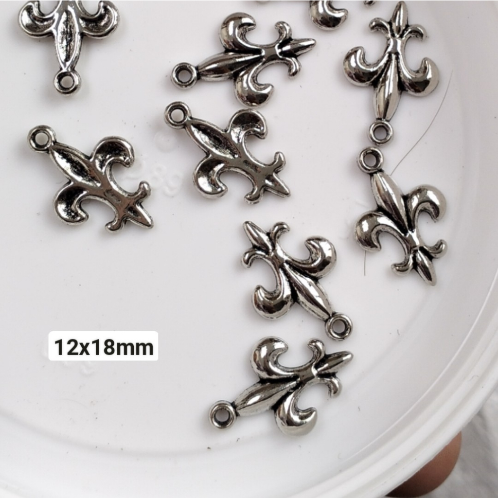 2 cái -5 cái mặt kim loại hỗn hợp làm dây chuyền mix 31